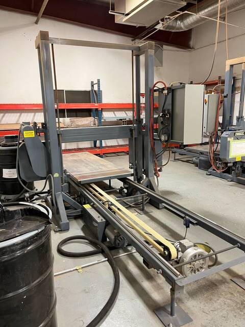 54" x 48" Forrest #480I, Horizontal Bandsaw, 4' x8' table, 2 HP, 3000 FPM, 2017 - Image 2