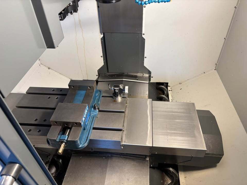 Haas #DT-1, Vertical Machining Center, 3-Axis, 15000 RPM, BT30 Taper, 2011 - Image 2