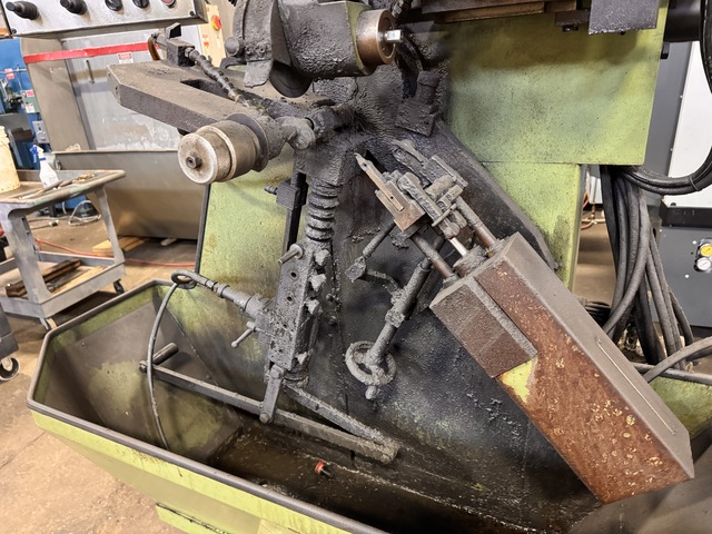 UT.MA SRL #AL.803, Automatic Circular Saw Blade Grinder/Sharpener, 4.7"-31" blade diameter capacity, 1-1/4" - Image 2