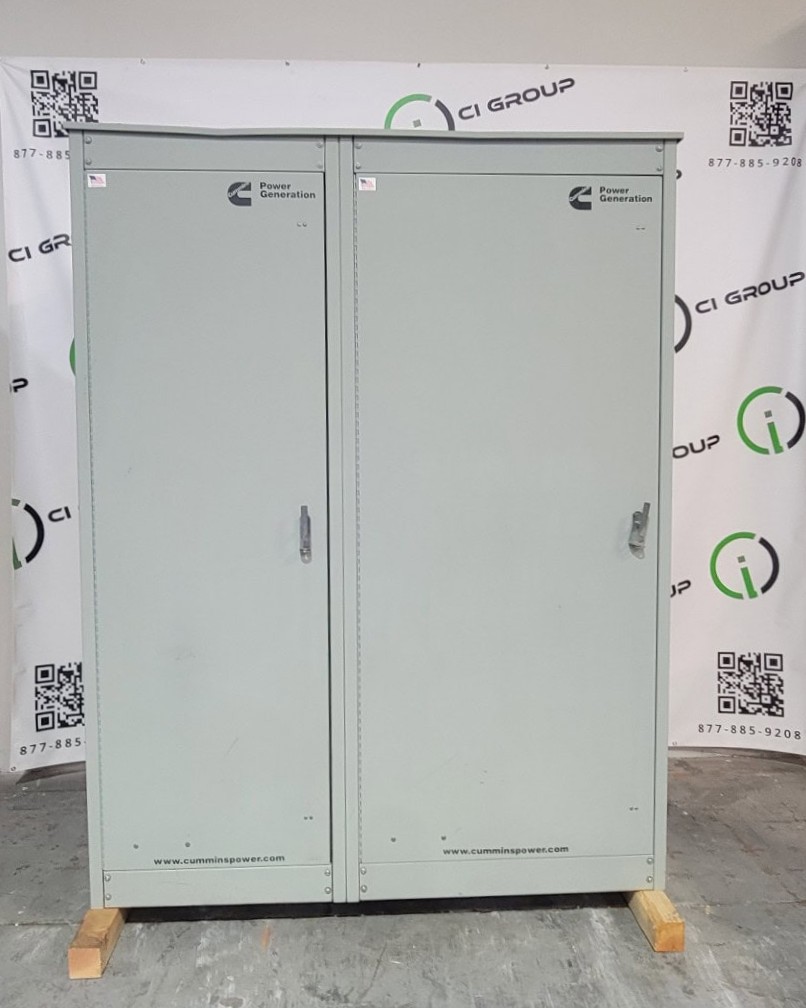 1200 Amp. Cummins OTPCE-A040V088, Automatic Transfer Switch, 3 pole, NEMA 3R enclosure, 600 Volt, 3PH, 2011 - Image 1