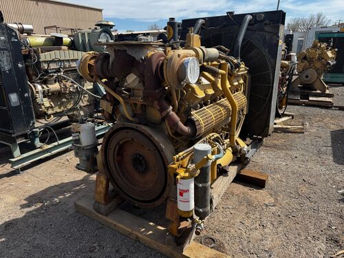 735 HP Caterpillar #3412, industrial diesel engine w/ radiator - Image 2