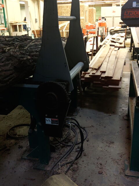 Wood-mizer #LT300, sawmill, w/ Twin Blade Edger, log deck, 300 hours, 2006 - Image 4
