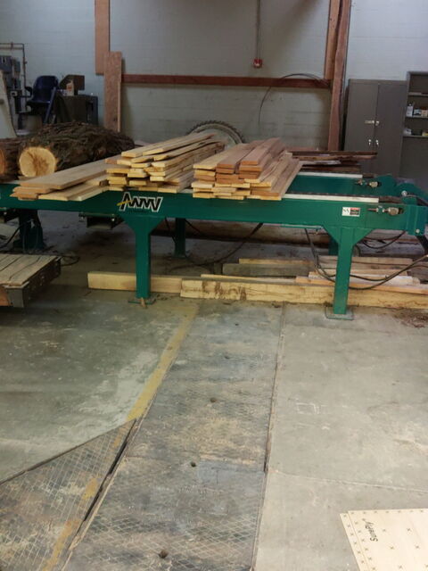 Wood-mizer #LT300, sawmill, w/ Twin Blade Edger, log deck, 300 hours, 2006 - Image 5