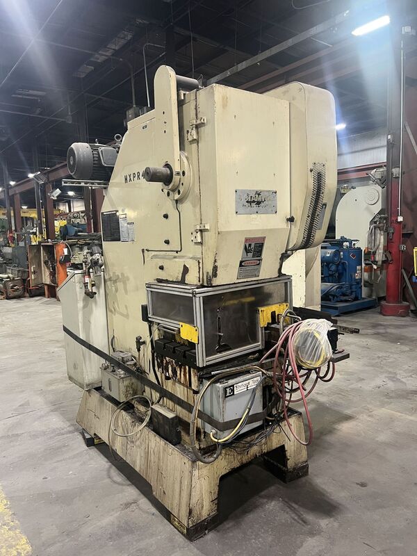 49 Ton, Stamtec #CAF-45H, high speed gap press, 1.5" stroke, 100-400 SPM, air clutch & brake, 7.5 HP variable - Image 1