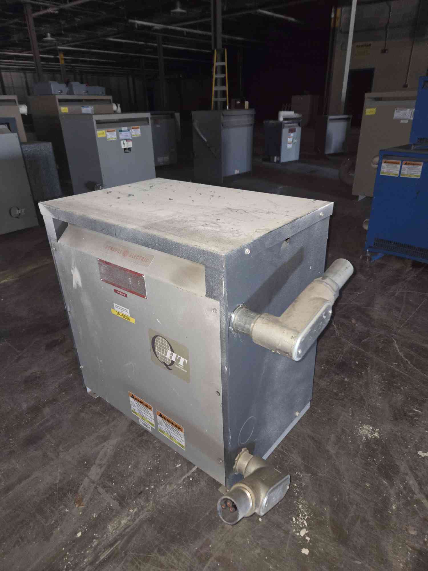 75 KVA, 480 Primary, 208/120 Secondary General Electric #9T23A3874, Dry Type Transformer, 3 Phase, 60 Hz - Image 4
