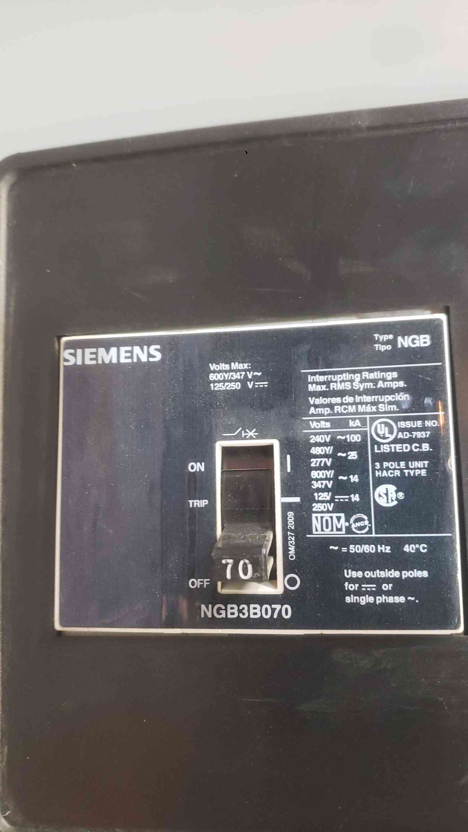 Siemens SB3, Switchboard, 45 KVA Transformer, P1 Panelboard, NGB Breakers, 480 Volts, 3 Phase, 2010 - Image 7