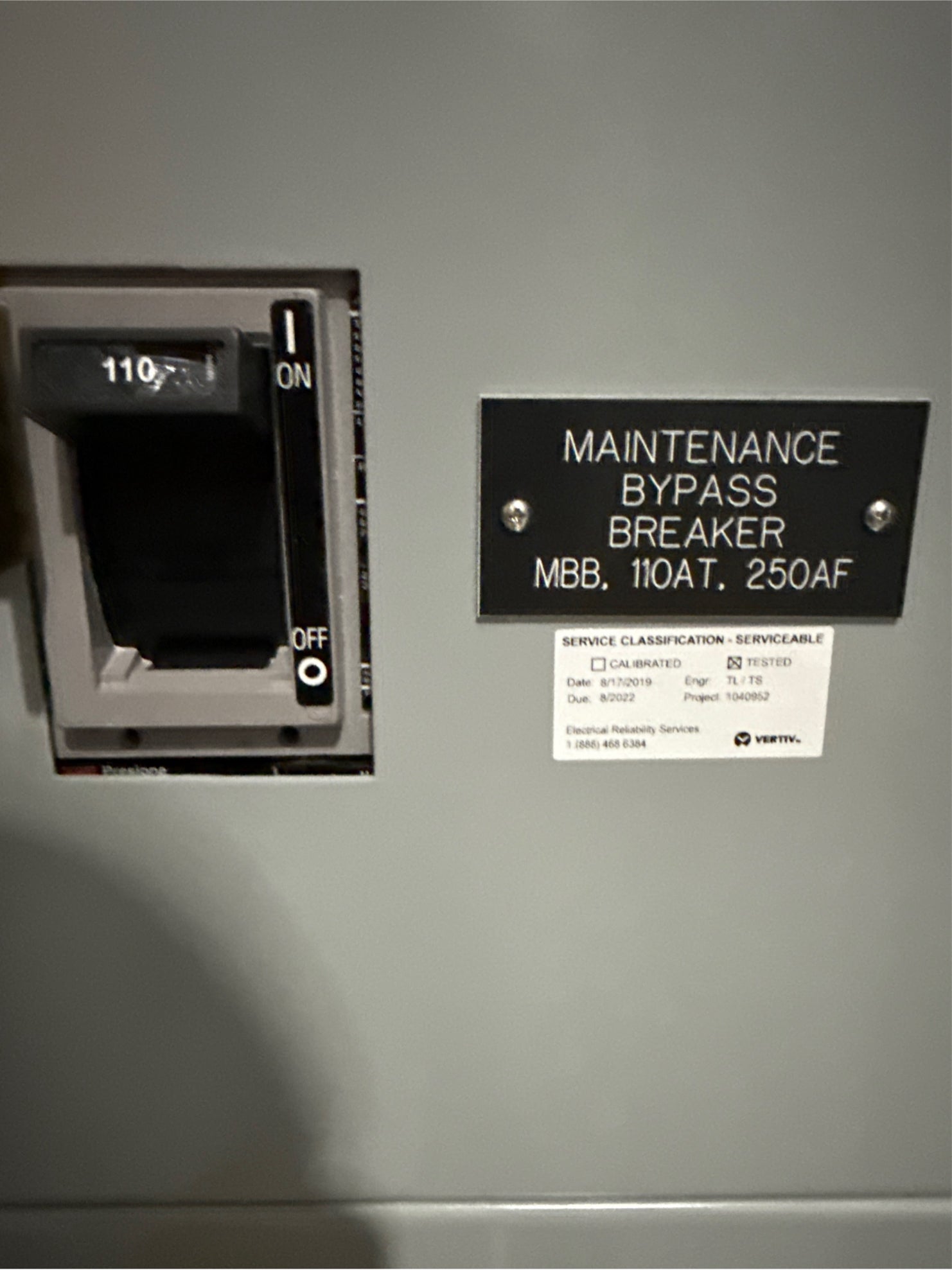Siemens, Maintenance Bypass Panel, MBP, (3) 400A Breakers, Kirk Key, 480/277 Volts - Image 5