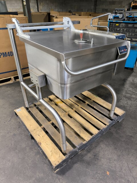 Groen #BPP-30E, Tilt Skillet, 11.5 kW, 208 VAC, 3PH, AS IS - Image 6