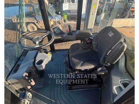 Caterpillar CS54B, Vibratory Single Drum Smooth, 3960 hours, S/N: CS501046, 2020 - Image 6