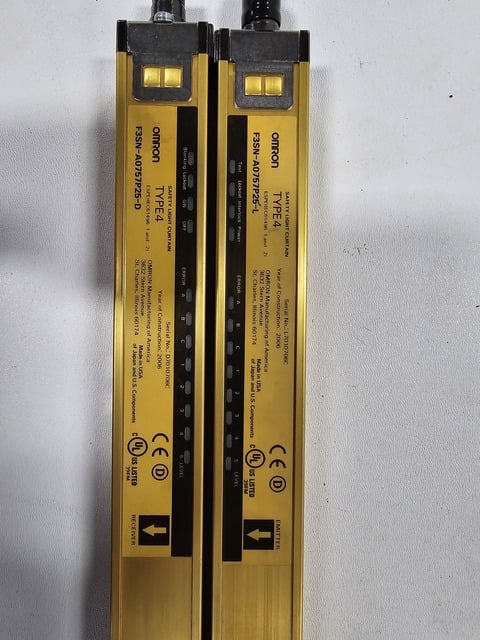 OMRON F3SNA0757P25L / F3SNA0757P25D Safety Light Curtain Set USED - Image 3