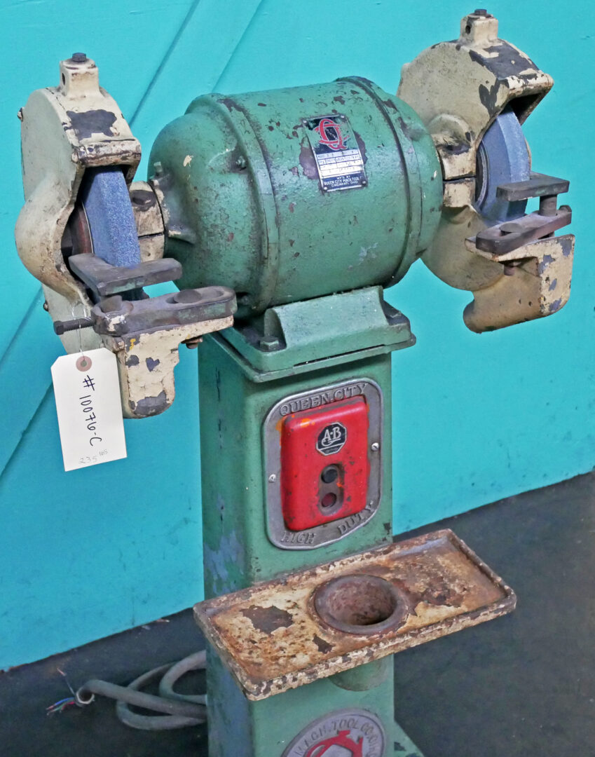 Queen City #3F, Pedestal Grinder, 10" x 1-1/4" wheel, 18-1/2" cc, 1750 RPM, 1 HP - Image 4