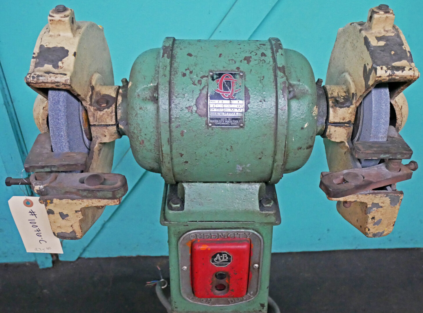 Queen City #3F, Pedestal Grinder, 10" x 1-1/4" wheel, 18-1/2" cc, 1750 RPM, 1 HP - Image 5