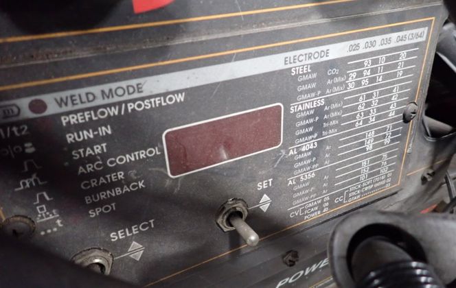 Lincoln Electric #Power-Mig-350MP, Welder, 350 Amps, 34 VDC, 208-575 VAC - Image 2
