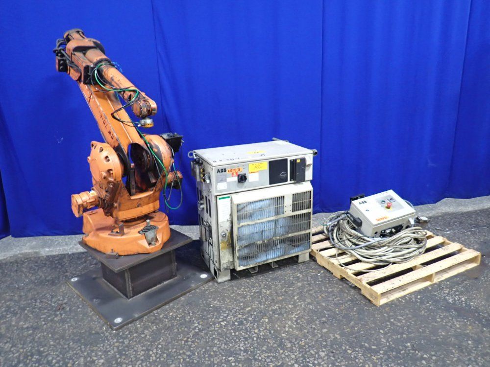 ABB IRB2400-M2000, Robot, 4.5 kVA, 475 V., 40186 hours, 2002 - Image 1