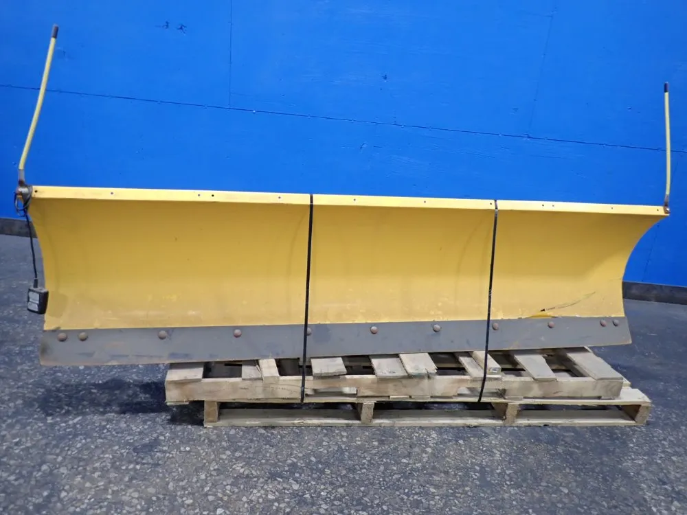 Meyer #C-9, Snow Plow, 108" capacity - Image 3