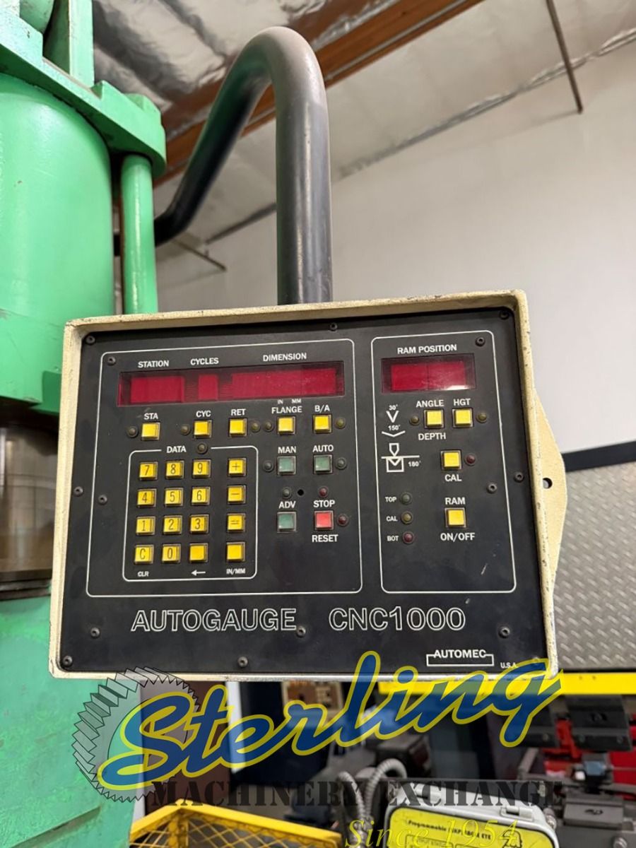 230 Ton, Cincinnati #230CB10, CNC hydraulic press brake, 12' overall, 10" stroke, 8" throat, 17" open - Image 2