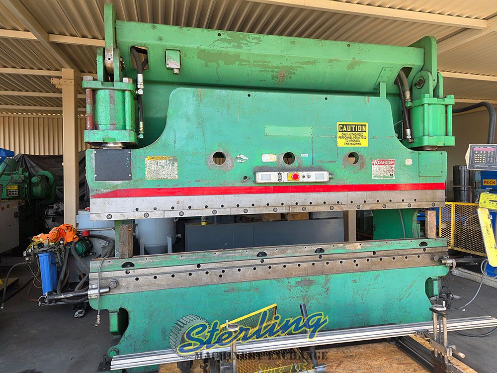 230 Ton, Cincinnati #230CB10, CNC hydraulic press brake, 12' overall, 10" stroke, 8" throat, 17" open - Image 8