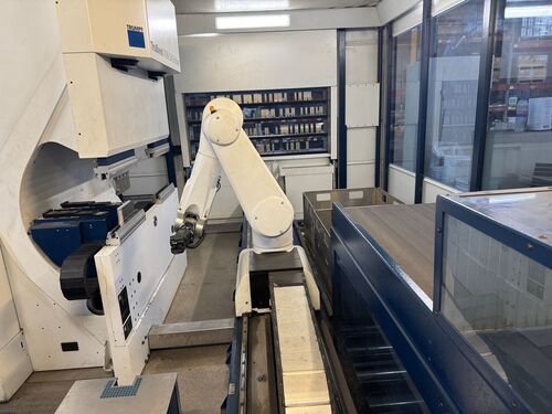 40 Ton, Trumpf #TruBend-Cell-7000, robotic high speed bending system, 2017 - Image 5