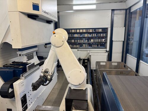 40 Ton, Trumpf #TruBend-Cell-7000, robotic high speed bending system, 2017 - Image 10