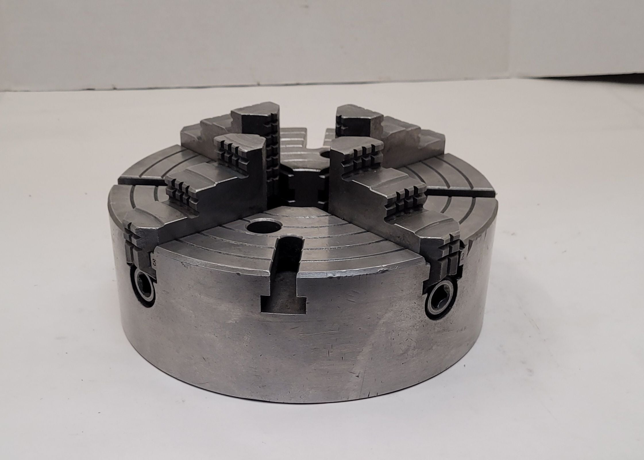 10" Bison #4965, 4-jaw chuck, w/ key - Image 4