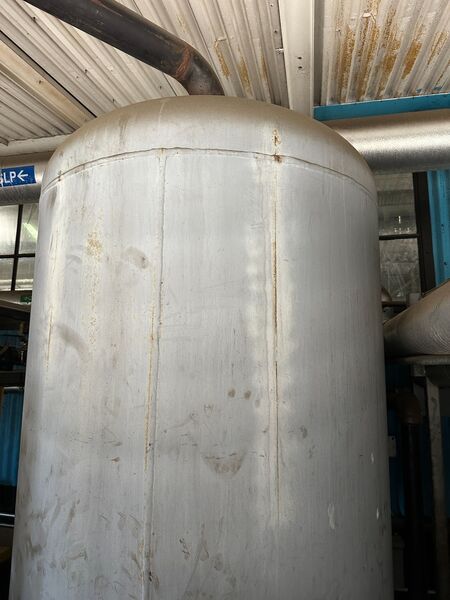 Vertical Carbon Steel Air Receiver, dish top & bottom heads, skirt support - Image 2