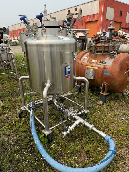 50 gallon Feldmeier, Stainless Steel Jacketed Vertical Pressure Tank, 75 psi @ 200&deg;F, 2021 - Image 4