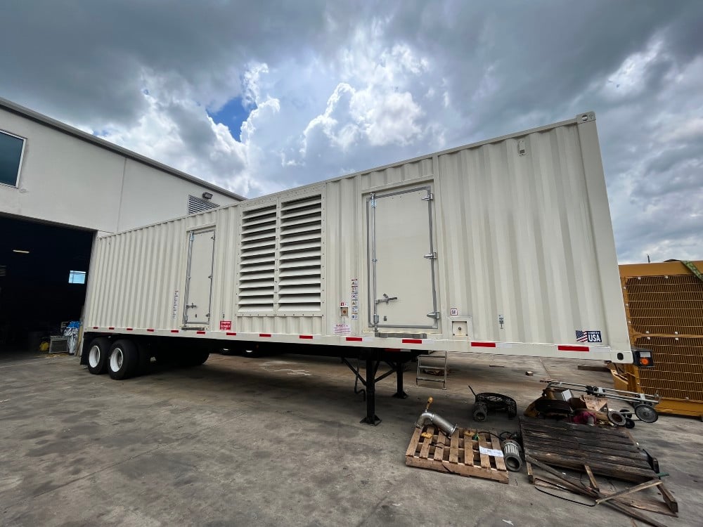 1250 KW Caterpillar #3512TA, Mounted in Fully Customized 40' ISO Sound Attenuated Container - Image 3