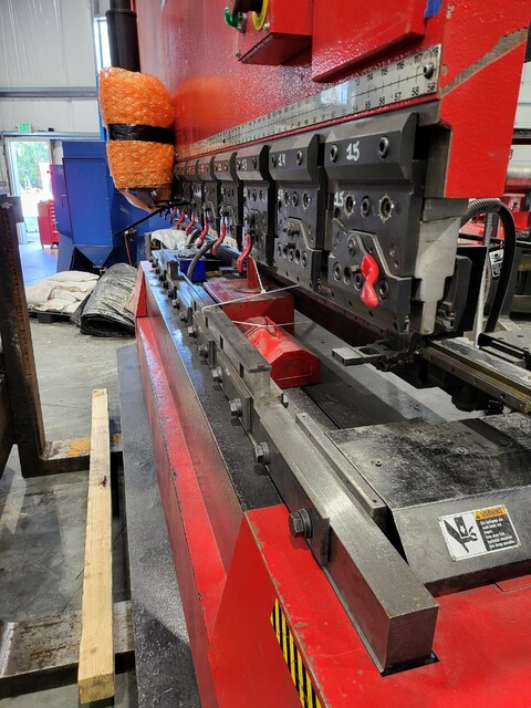 125 Ton, Amada #FBD-III-1253NT, CNC press brake, 9.8'OA - Image 3