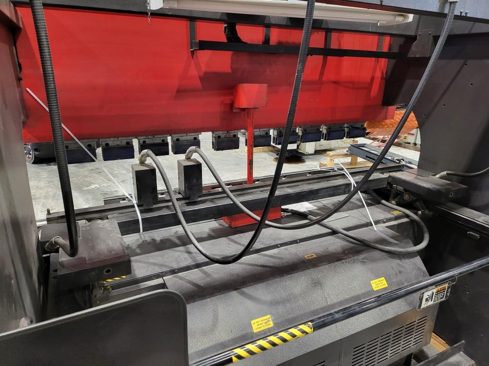 100 Ton, Amada FBD1025NT CNC Press Brake, 98.4" Max Bending Length - Image 4