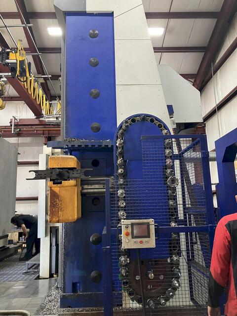5.12" TOS #WHQ-13, CNC horizontal boring mill, Heidenhain i530, 197" table travel, 50 HP, 3000 RPM, 2012 - Image 1