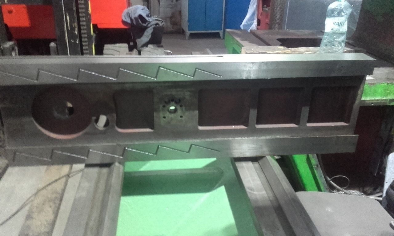 31.5" x 157" TOS Trencin #SUI-80, engine lathe - Image 6