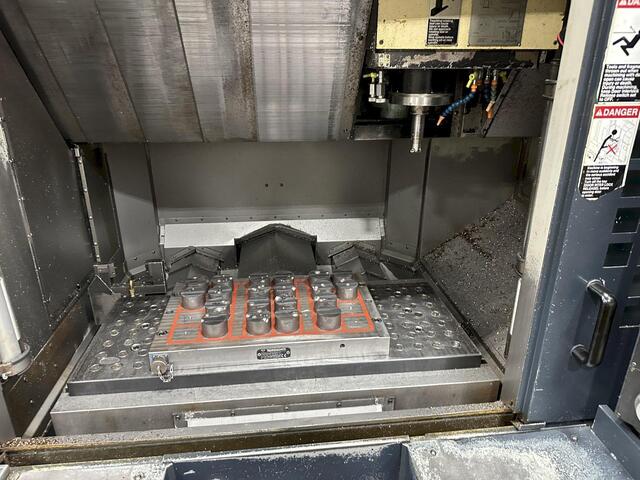 Makino #V56, high speed CNC vertical machining center, 2007 - Image 6