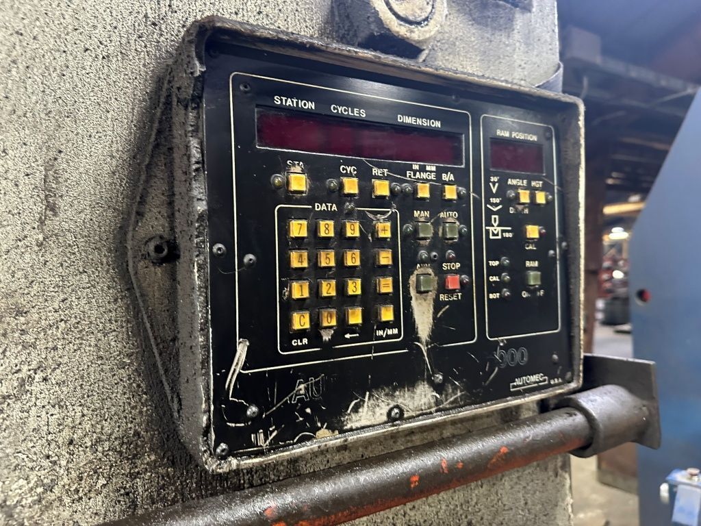600 Ton, Pacific #K600-26, hydraulic press brake, 26' overall, 24' 2" between housings, 1990 - Image 5