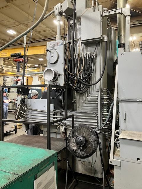 Springfield #2-1/2-ATR, rail-type vertical universal grinder, 36" table, 1980 - Image 5