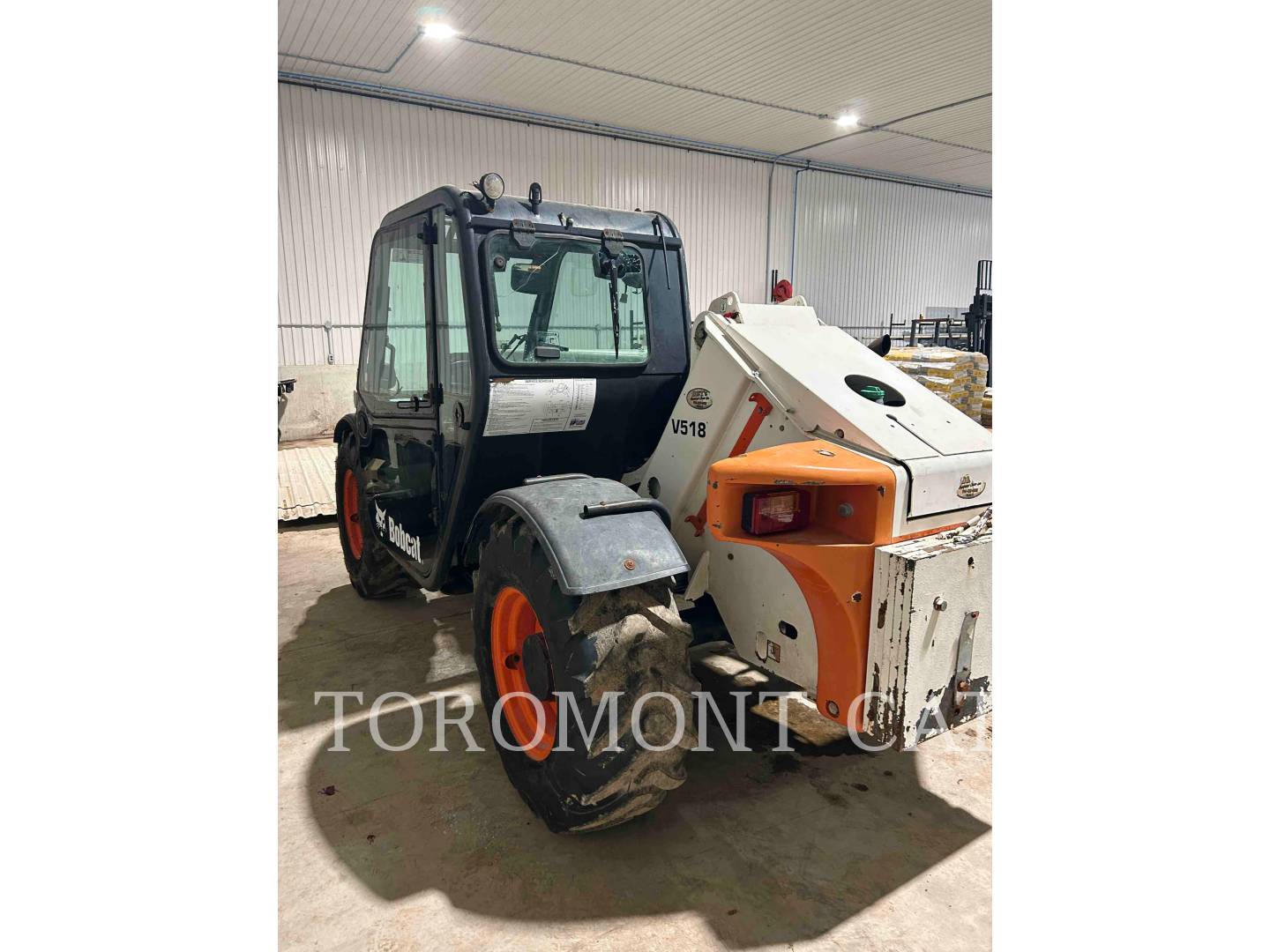 Bobcat V518, Telehandler, 3783 hours, S/N: A8G813005, 2015 - Image 4