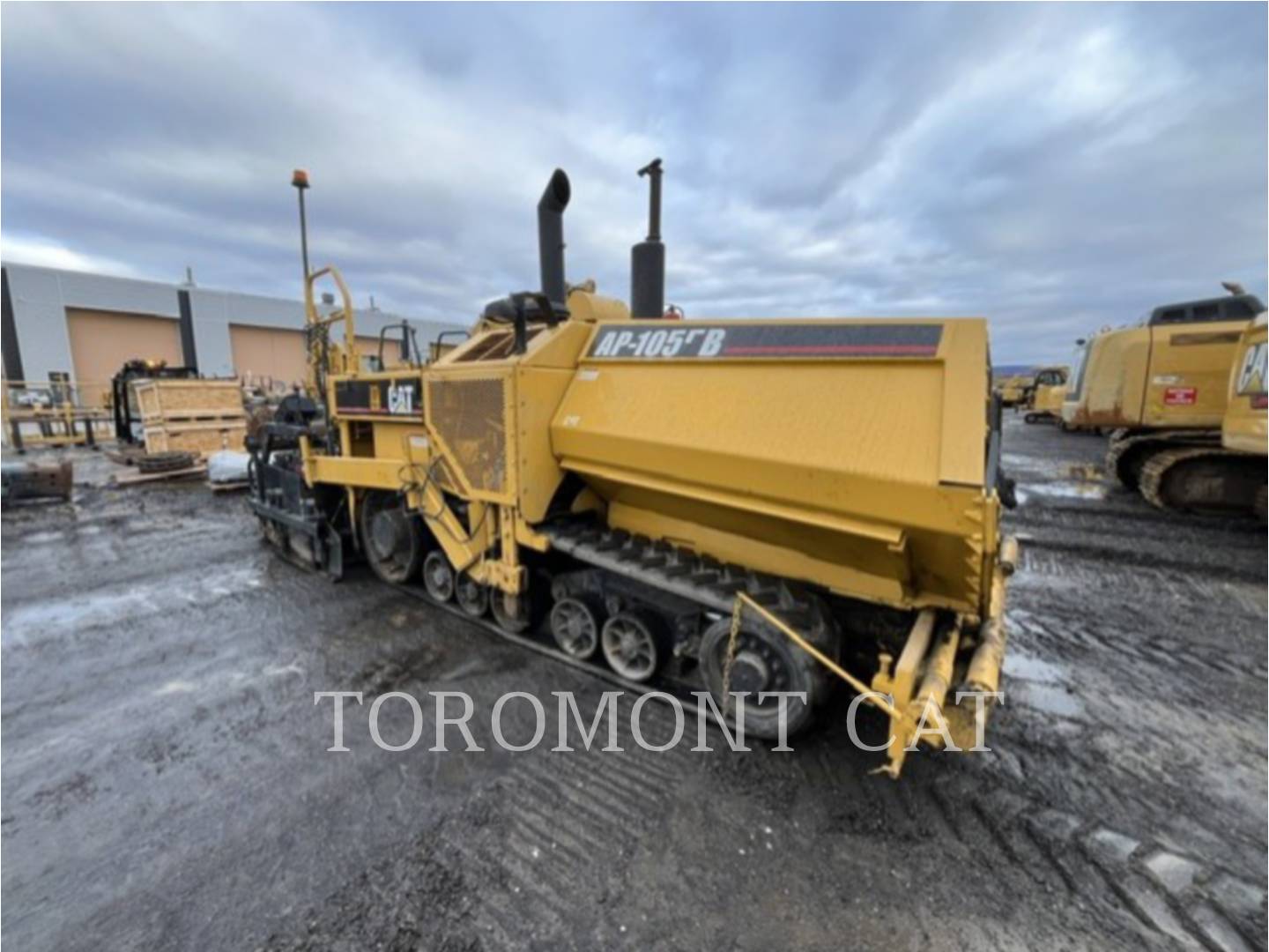 Caterpillar AP-1055B, Asphalt Paver, 11630 hours, S/N: ABB00528, 2003 - Image 2