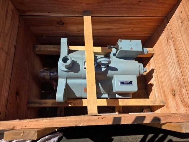 Nachi, Piston Type Hydraulic Pump, new - Image 2