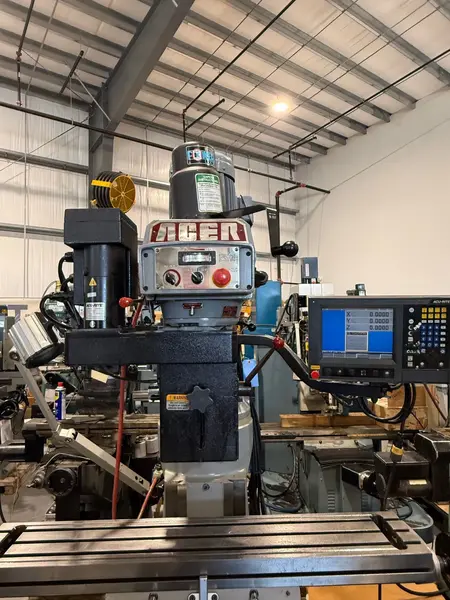 Acer #EVS-3VSII, CNC vertical mill, 9" x49" tbl., 3 HP, 31" X, 12" Y, 16" Z, 60-4200 RPM, R-8, 3-Axis - Image 5