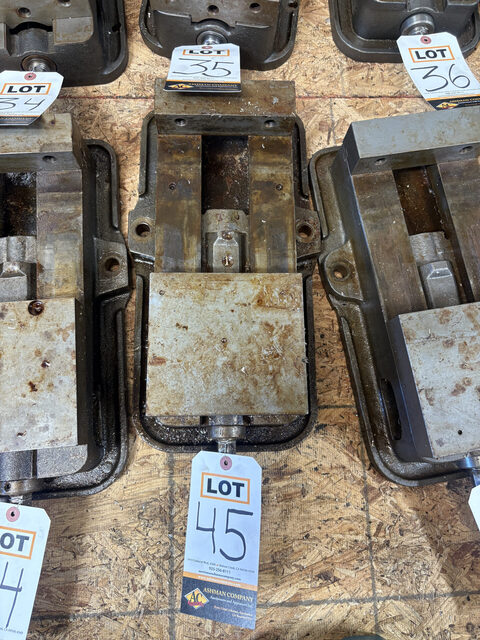 6" Kurt, heavy duty vise - Image 1