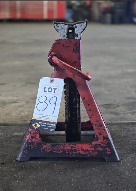 Big Red, 2 ton jack stand - Image 1