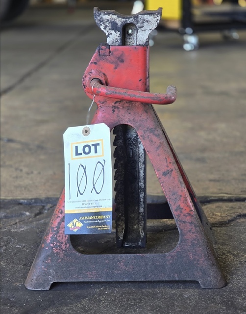 Big Red, 2 ton jack stand - Image 1