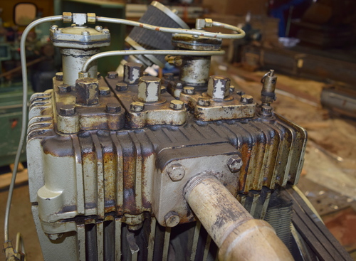Quincy #340, Reciprocating Type Air Compressor, horizontal receiver tank-mounted, 10 HP, 208-220/440 Volt, 3PH - Image 6