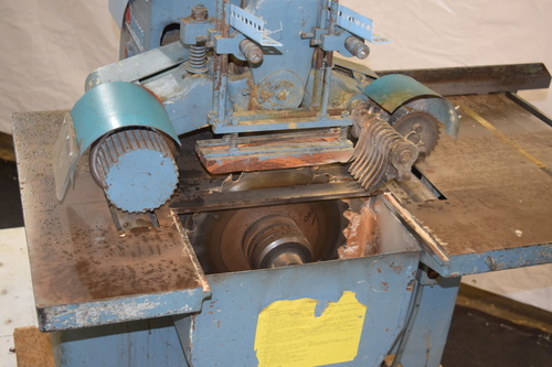 14" Gang Rip Saw, 48" x 27" table, adjustable blade spacing - Image 4