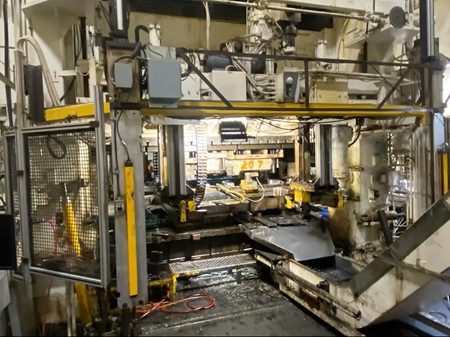 1600 Ton, Danly #SE4-1600-132-72, 4-Point Straight Side Press, 26" stroke, 48" shut height, 132" x 72" bed - Image 3