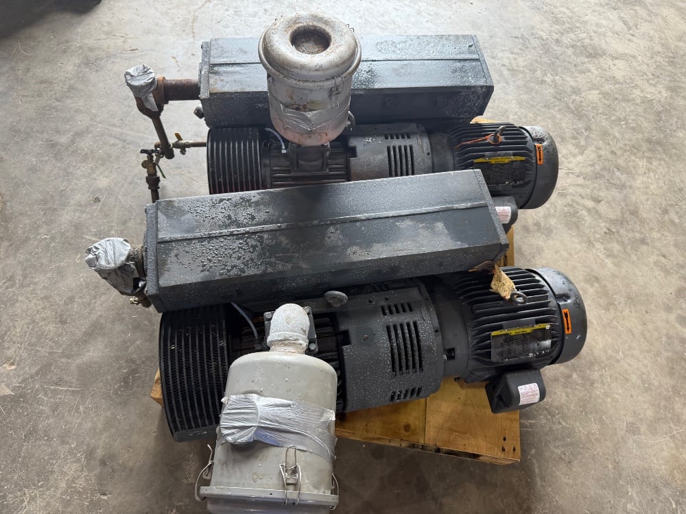 Busch #RA0305-D-52622xx, rotary vane vacuum pump - Image 1