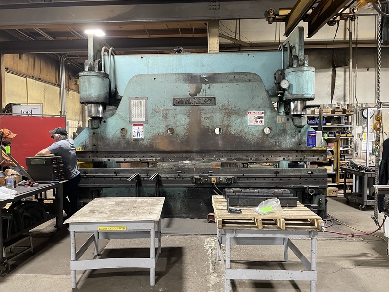 440 Ton, Cincinnati, Press Brake, 16' overall, 4' pit, automatic Back Gauge - Image 1