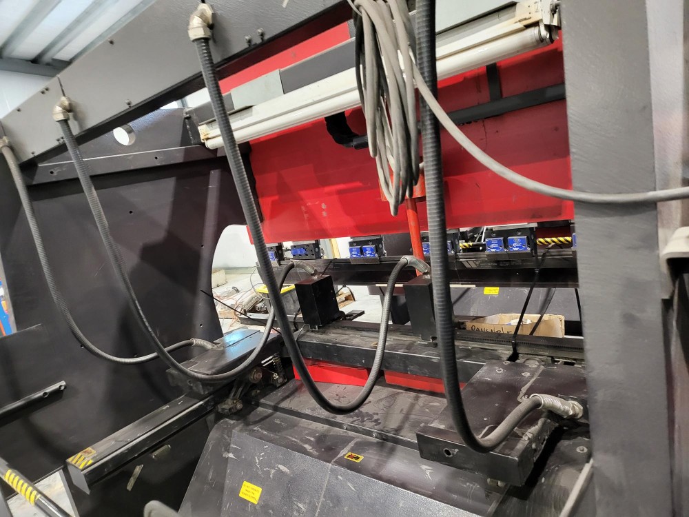 80 Ton, Amada #FBD-8024NT, CNC press brake, 6.5'OA, 66.9" between housing, 5.91" stroke, 15.75" throat - Image 2