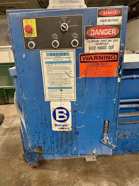 Balemaster #472-A, 72" x 36" x 30" Horizontal Closed Door Baler, 30" x 30" Feed Opening, 20 HP motor - Image 2