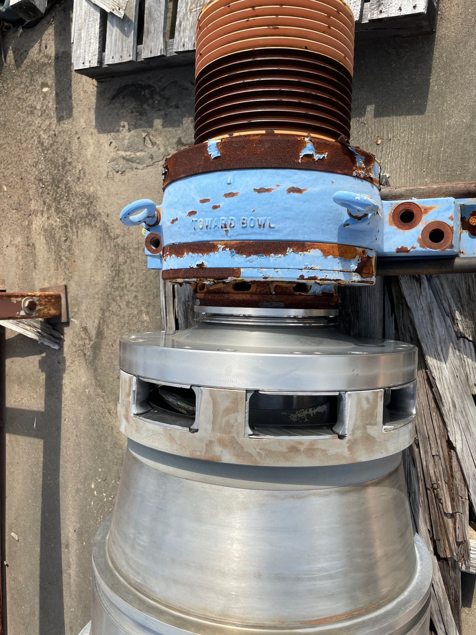 Sharples #PM70000/P5400, decanter rotating assembly only, no gearbox, tiled scroll - Image 4