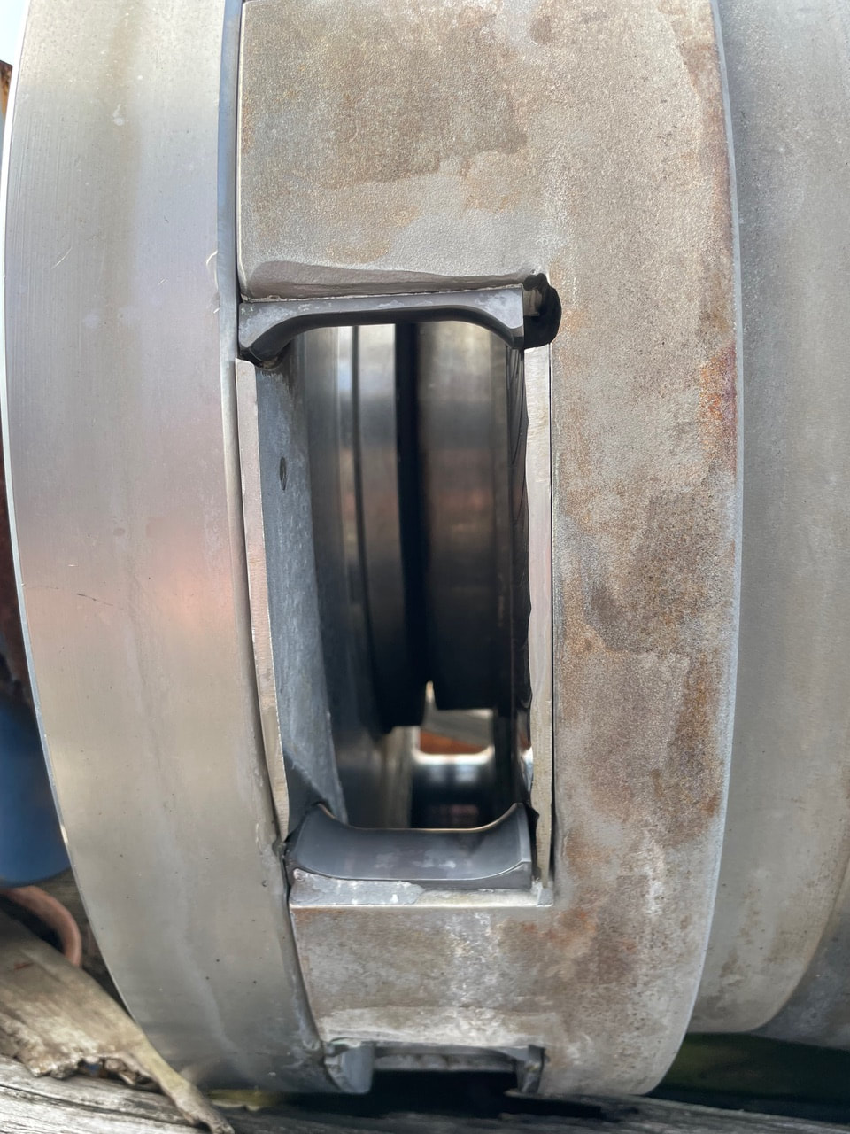 Sharples #PM70000/P5400, decanter rotating assembly only, no gearbox, tiled scroll - Image 9